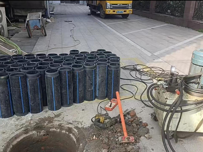 灯塔PE置换管厂家 DN315置换管 非开挖管短管置换